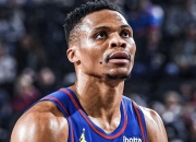 开云体育官方网站-雄鹿B队横扫马刺，米切尔高光表现的简单介绍