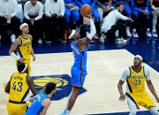 开云体育APP下载-关于步行者横扫雷霆，波尔津吉斯完成帽子戏法的信息