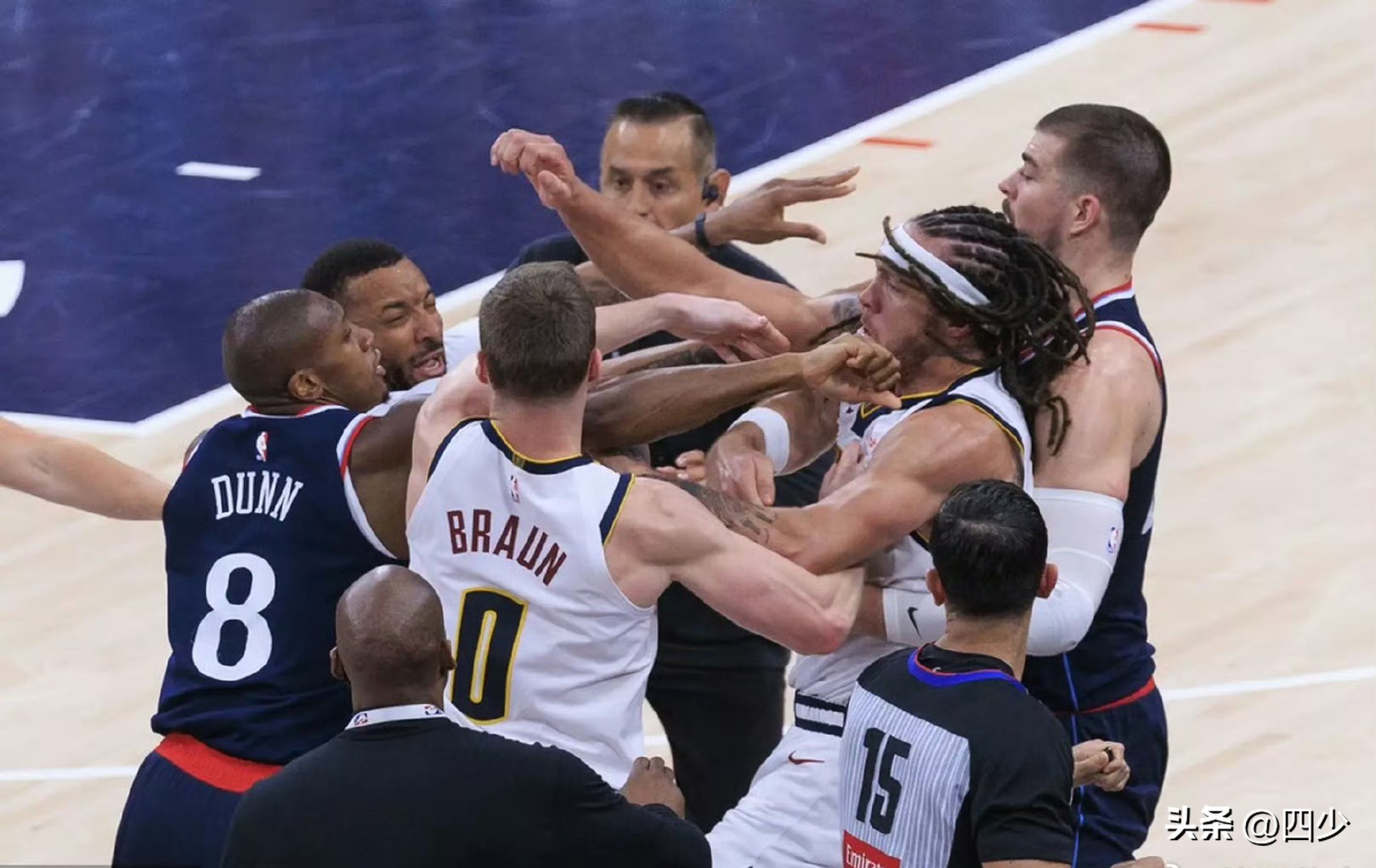 澳大利亚男篮轻取菲律宾男篮，巴图姆爆发神勇的简单介绍