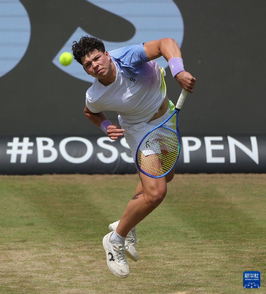 意大利网球队完胜日本网球队,兹维列夫惊艳世界的简单介绍 意大利网球队完胜日本网球队,兹维列夫惊艳世界的简单介绍