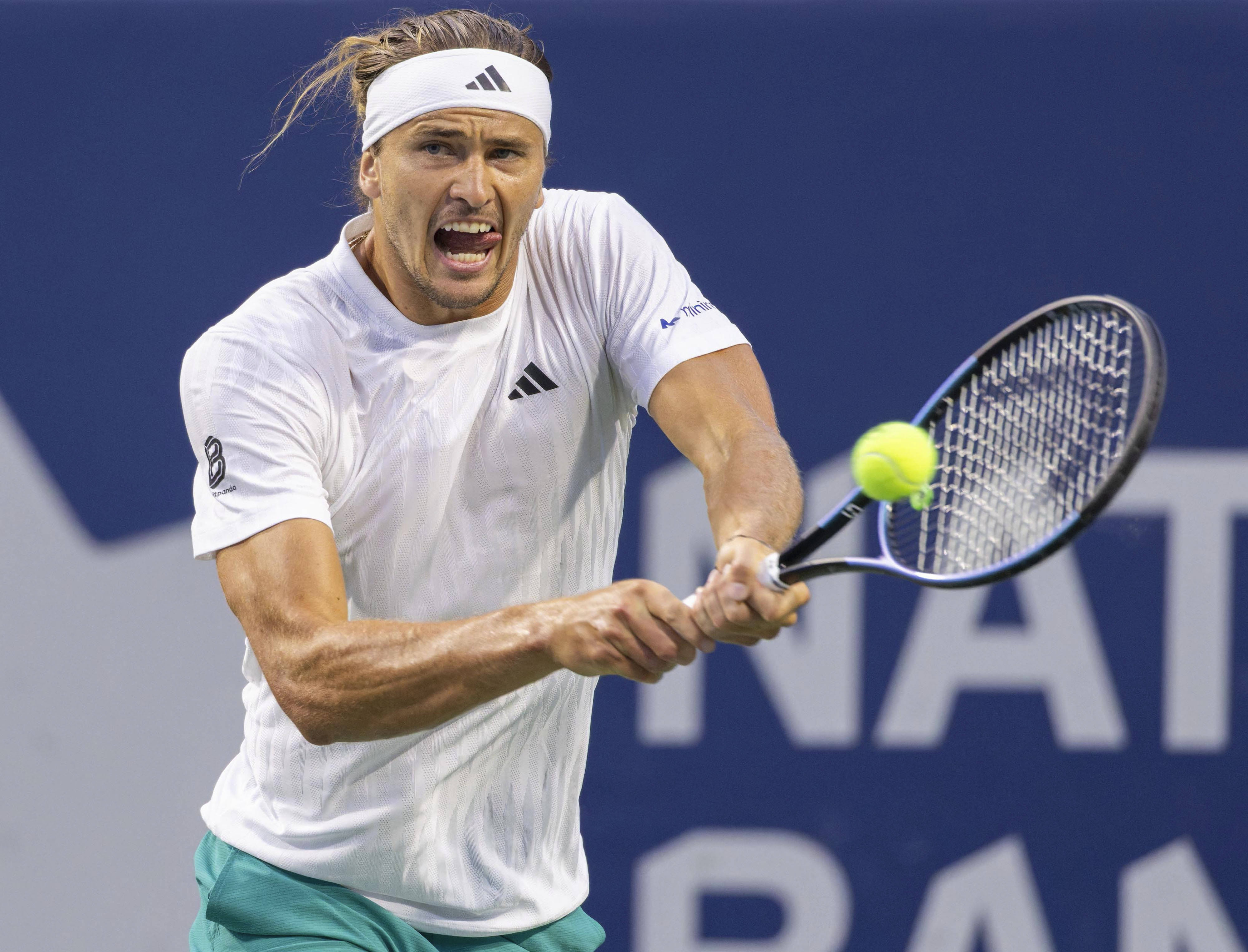 包含意大利网球队力克英国网球队,兹维列夫制霸全场的词条 包含意大利网球队力克英国网球队,兹维列夫制霸全场的词条