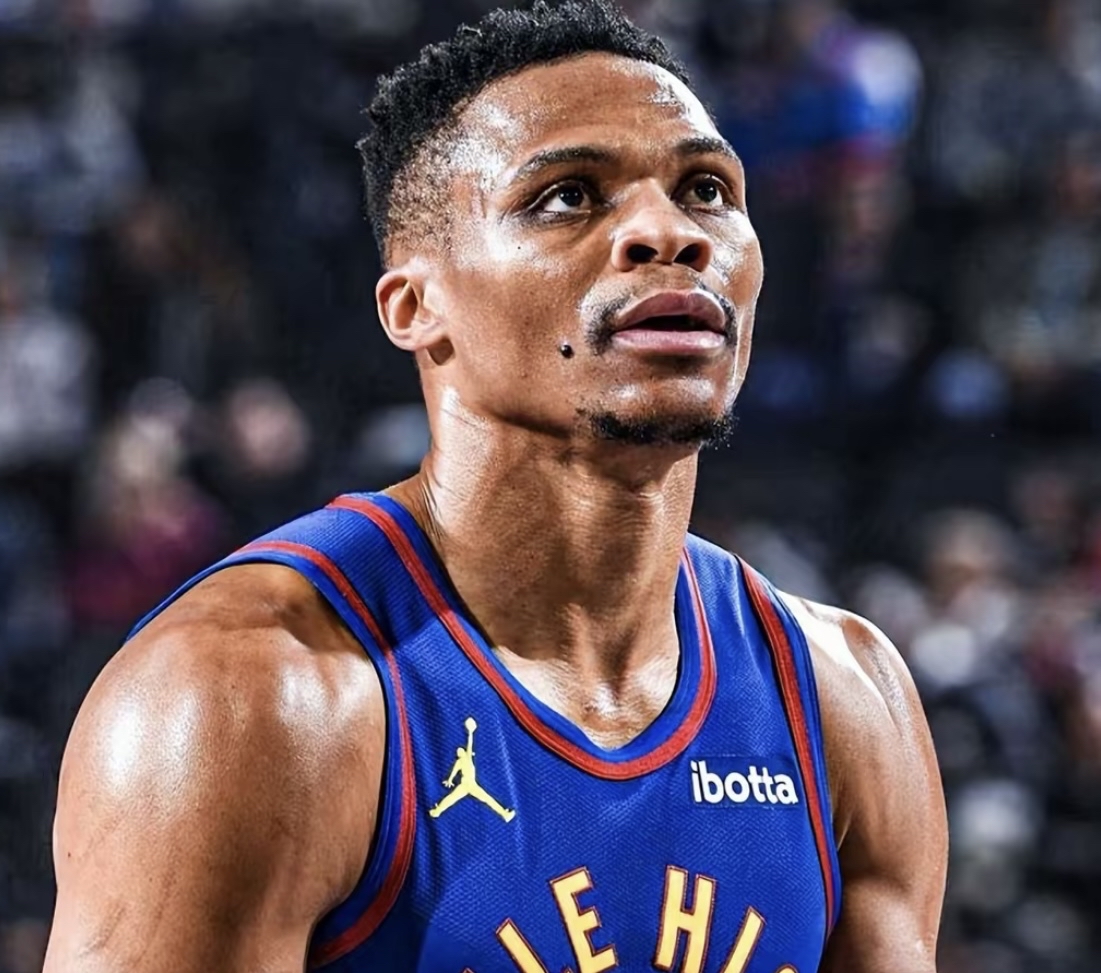 雄鹿B队横扫马刺，米切尔高光表现的简单介绍