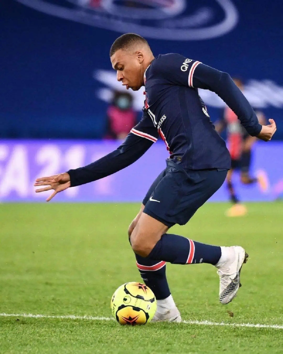 关于土库曼斯坦队在欧预赛中实现突破，助力前行的信息