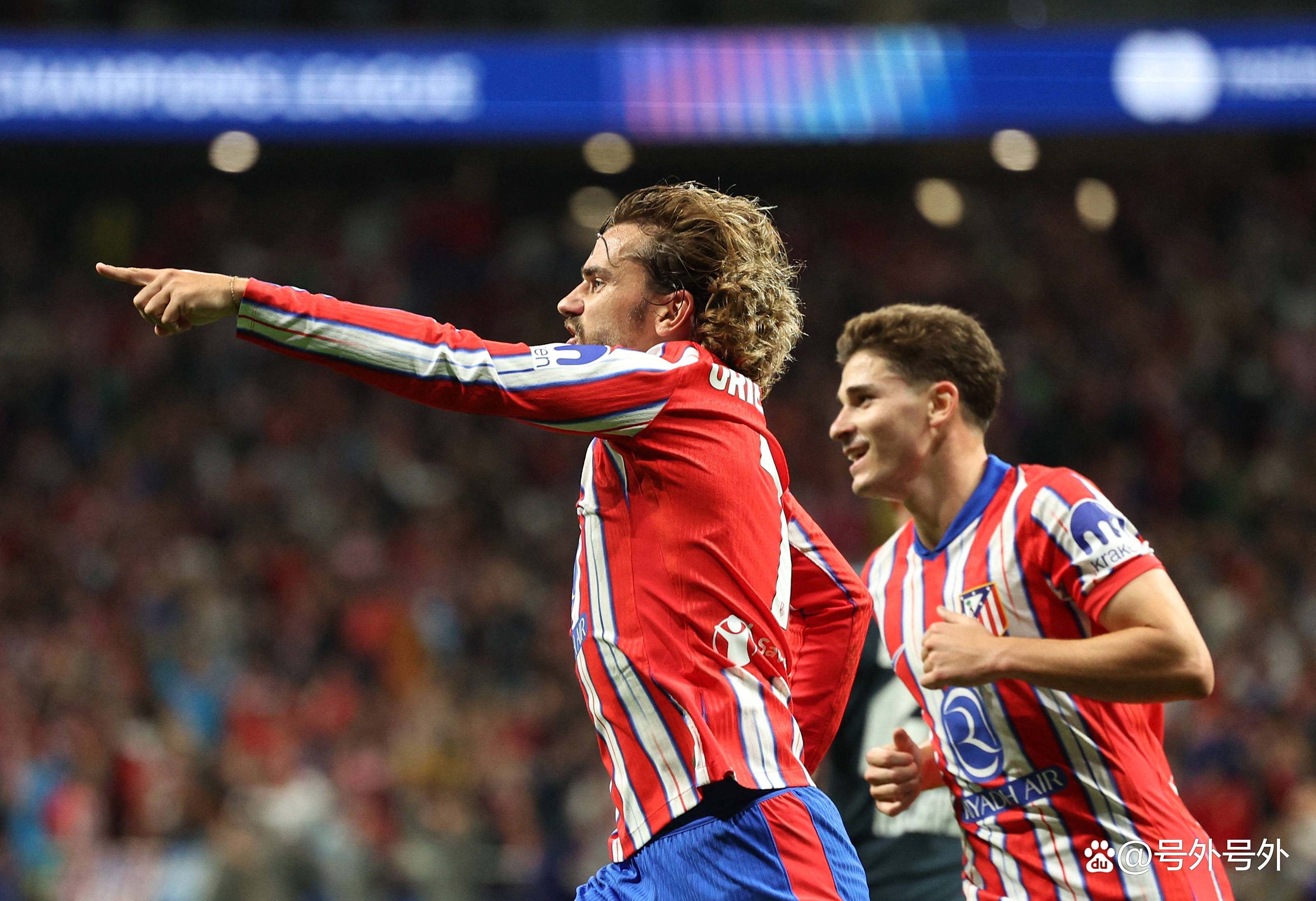 包含欧预赛：巴拿马队意外冲顶，闯入强心区的词条