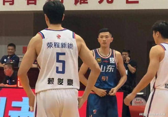 山东横扫对手，卫冕冠军实力碾压取得胜利的简单介绍