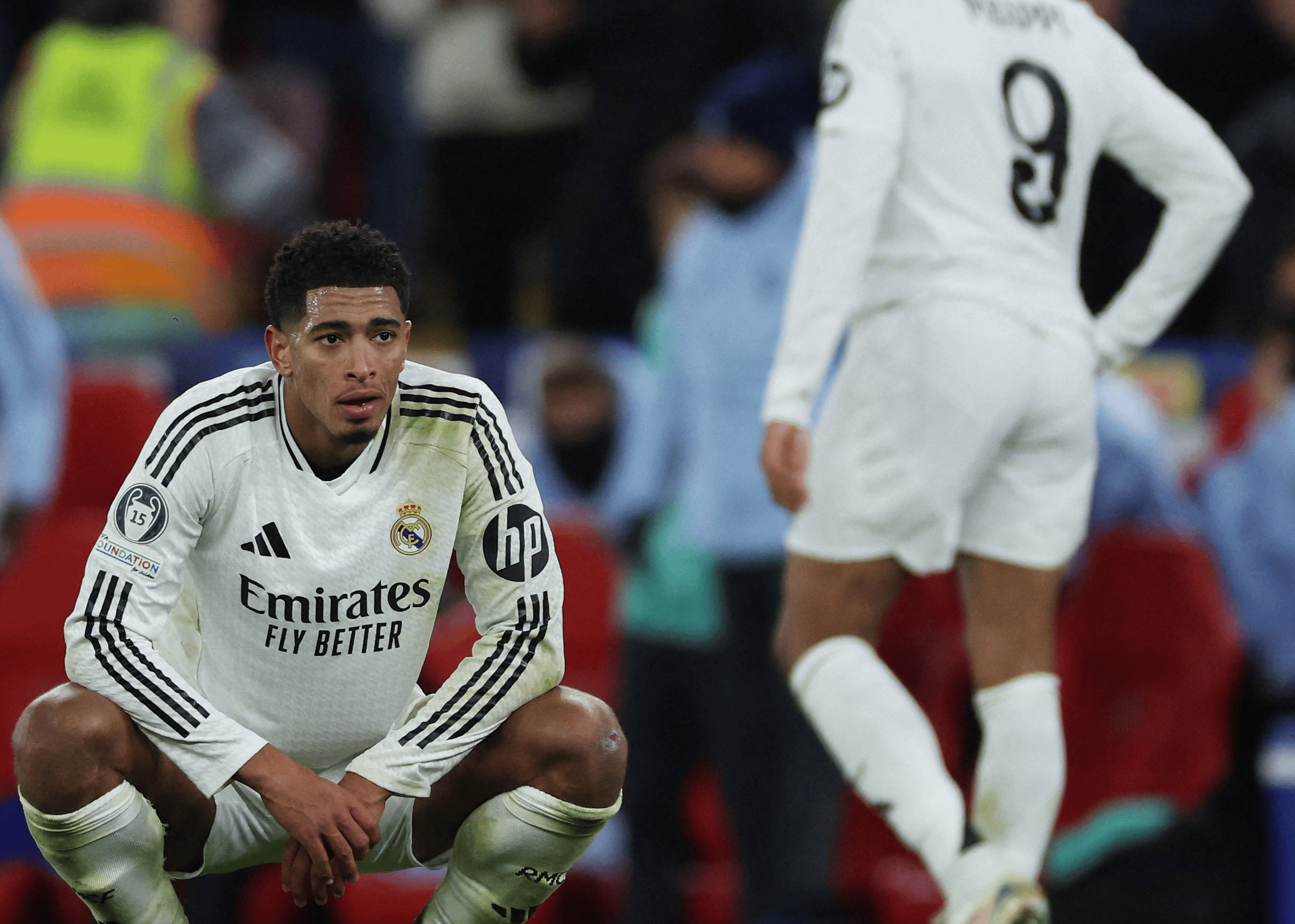 包含圣埃蒂安主场抢三分，击败雷恩的词条