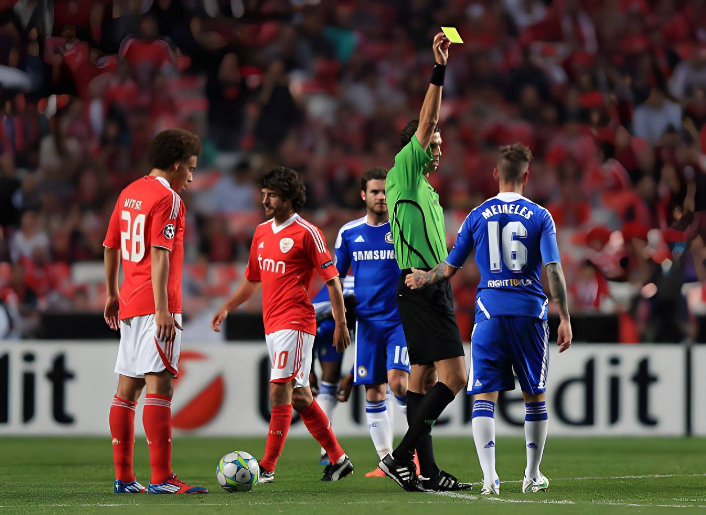 包含摩纳哥大胜尼斯，稳固法甲前四的词条