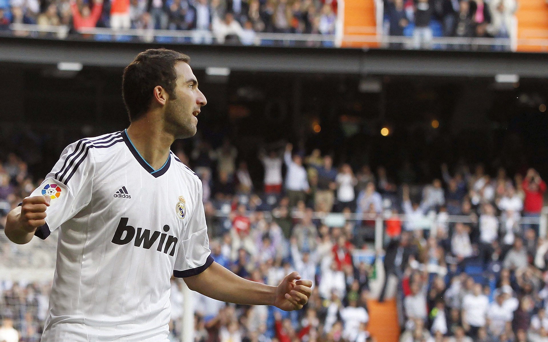 西甲国家德比之夜，哈登在焦点战证明自己