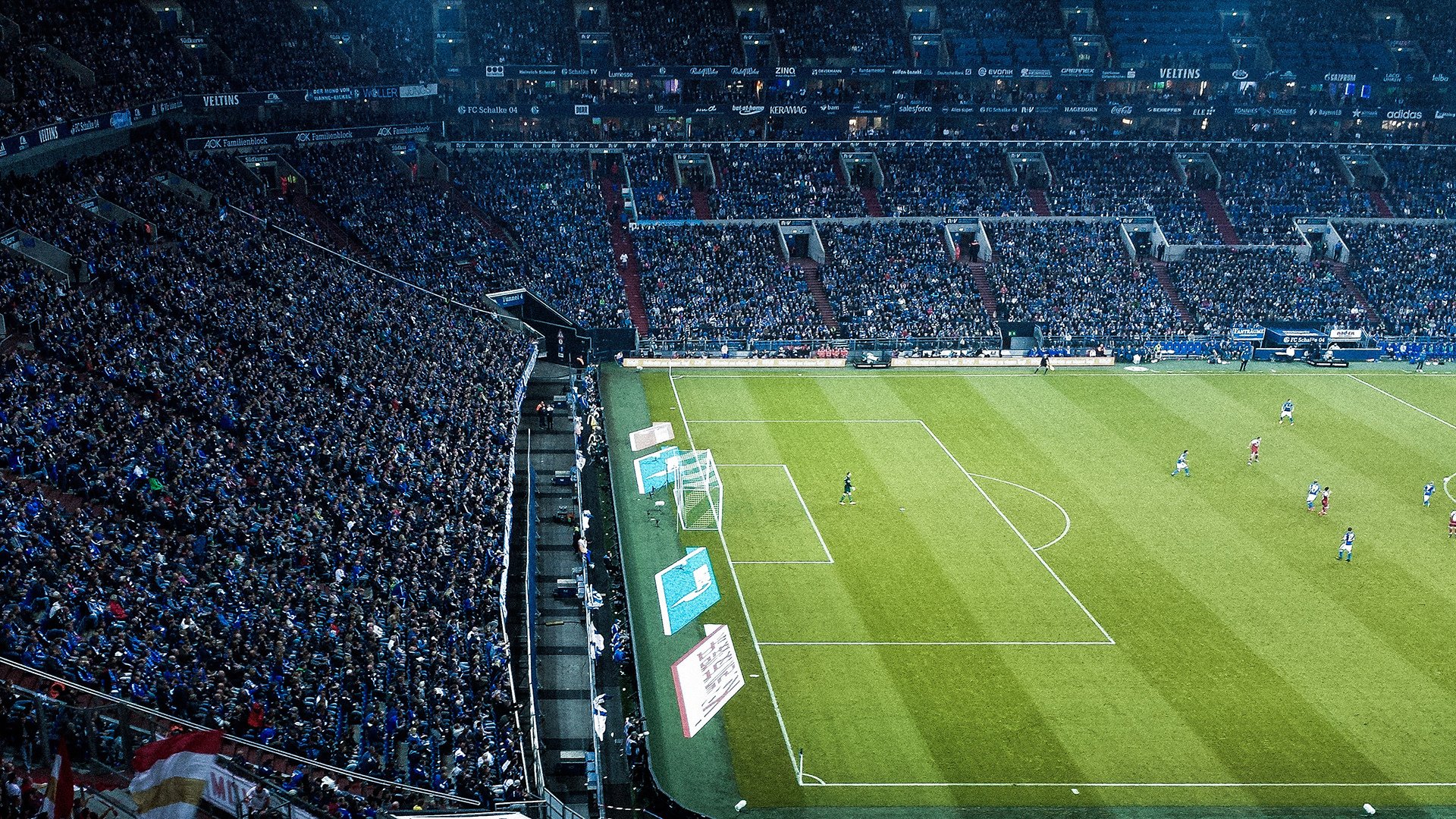 莫德里奇爆发难救主，英格兰强势拿下冰岛展露冠军相